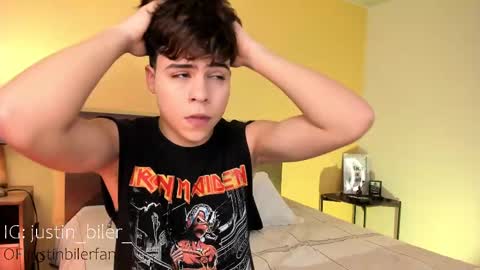 Snapshot of justinbiler chatting on March 3, 12:17 pm Justin online show from March 3, 12:17 pm