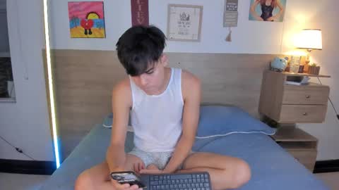 Snapshot of justinbiler chatting on October 9, 12:54 pm Justin online show from October 9, 12:54 pm