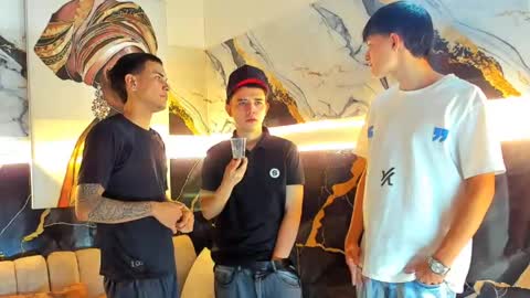justingtime21 online show from June 4, 9:54 pm