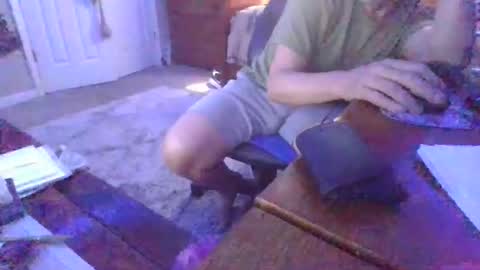 justintyme911128278 online show from April 5, 7:33 pm