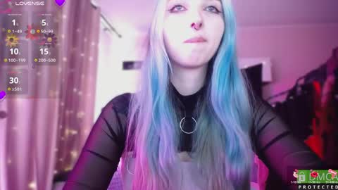 justmeowgirl online show from April 18, 6:04 am