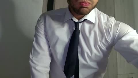 Justin online show from March 2, 5:33 am