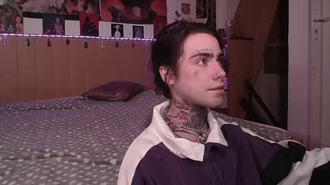 Juuzou hehim u can call me Juz online show from March 29, 3:02 pm