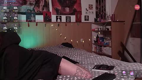 Juuzou hehim u can call me Juz online show from December 4, 12:27 pm