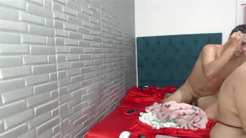 juviaandgray online show from December 31, 3:23 am