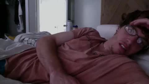 J and Sugar snap pea online show from September 29, 7:02 pm