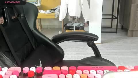 Alice online show from April 15, 11:35 am