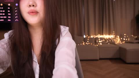 Amely online show from March 21, 8:19 am