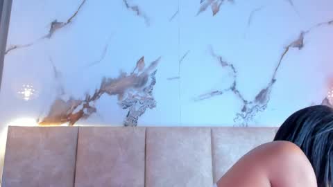 kaarol01 online show from April 17, 2:36 am