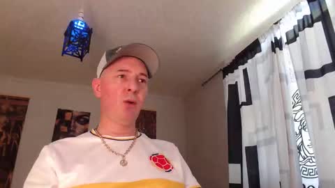 kademalone online show from April 24, 2:41 pm