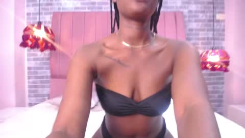 Snapshot of kaiadebayo chatting on December 14, 5:07 am Angie online show from December 14, 5:07 am