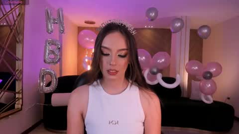 Kaia Ferreira online show from March 10, 1:00 pm