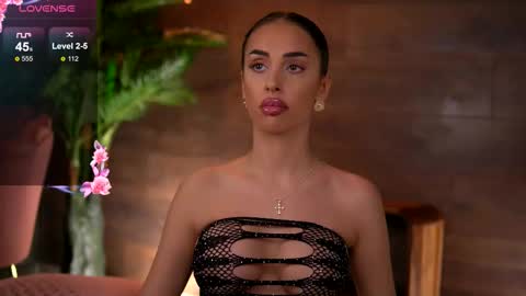 Kaira online show from November 11, 8:11 pm