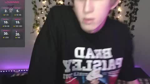 slutkai online show from November 19, 11:14 pm