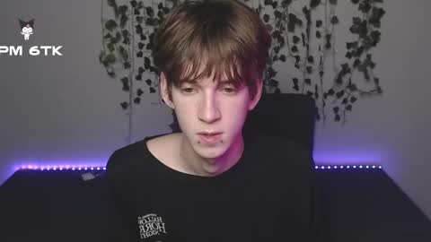 slutkai online show from October 24, 8:53 pm