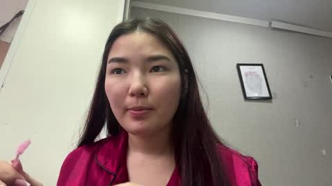 Sakura online show from April 17, 1:13 pm