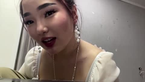 Sakura online show from March 30, 5:24 pm