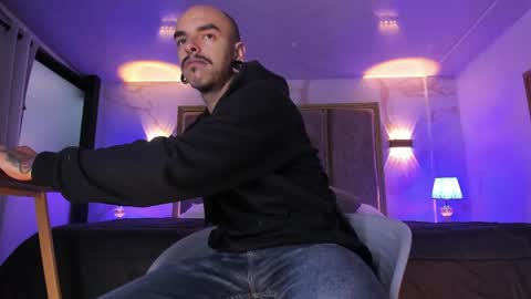 Kale online show from April 21, 11:06 am