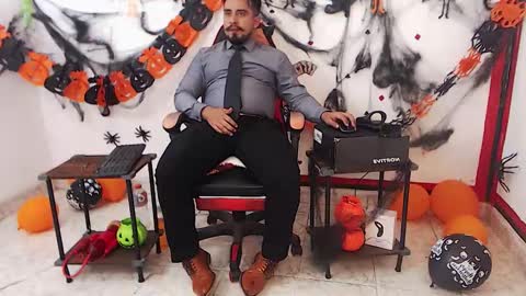 Kaleth online show from October 28, 7:09 am