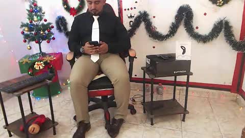 Kaleth online show from December 18, 6:31 am