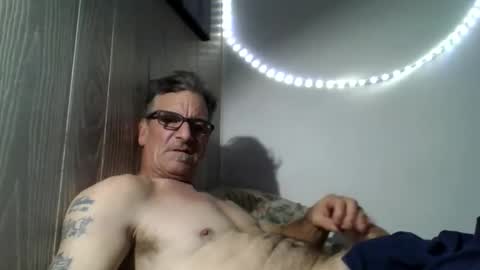 kalifornia91666 online show from November 19, 11:25 pm