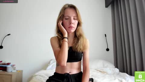 Kalisee  online show from March 8, 4:16 am