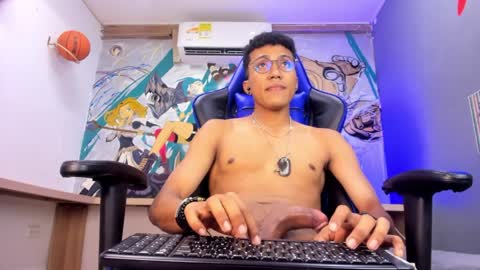 Kal-El online show from April 10, 7:51 pm