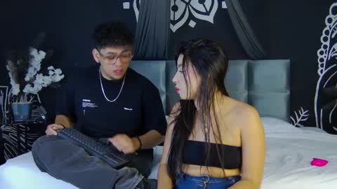 Kamie  Sebas Dolce online show from April 2, 2:35 pm