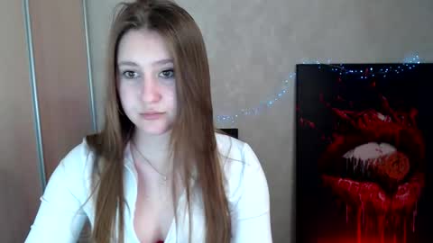kamilla_love_ online show from March 31, 3:34 pm