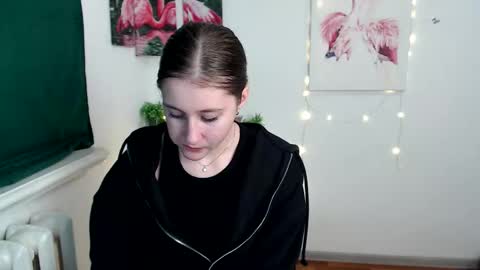 kamilla_love_ online show from November 13, 2:53 pm