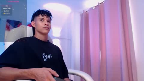 Kami online show from March 4, 7:00 pm