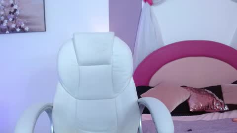 kaoryy_1 online show from April 20, 6:11 pm