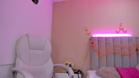 Snapshot of kaoz_23_ chatting on October 19, 1:05 pm KaoZ  Goeth online show from October 19, 1:05 pm