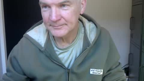 Robbie online show from February 15, 7:21 am