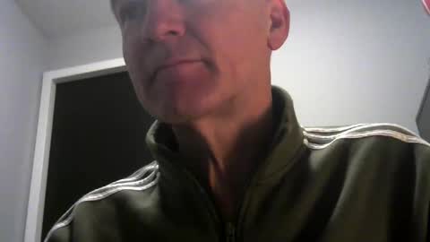 Robbie online show from November 24, 6:12 am