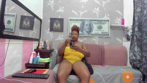 Karen online show from January 25, 11:43 pm