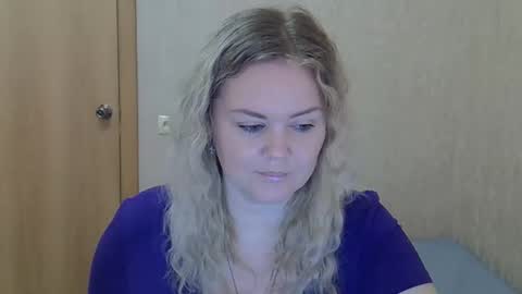 karennelsonx online show from June 2, 1:02 pm