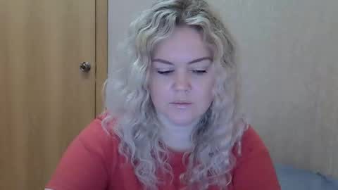 karennelsonx online show from March 1, 9:35 am