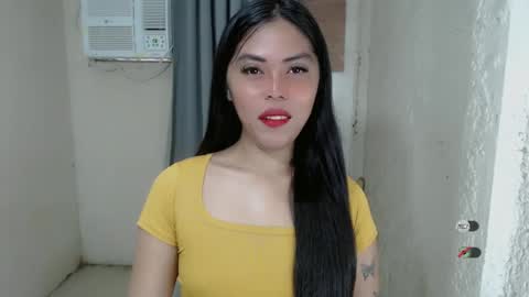 Snapshot of karina_fuckdoll chatting on February 26, 2:52 am I AM BELLE online show from February 26, 2:52 am