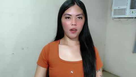 Snapshot of karina_fuckdoll chatting on March 4, 10:46 am I AM BELLE online show from March 4, 10:46 am