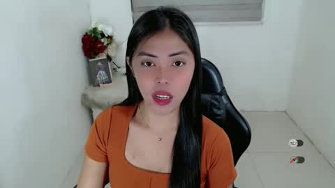 Snapshot of karina_fuckdoll chatting on September 8, 6:51 pm I AM BELLE online show from September 8, 6:51 pm