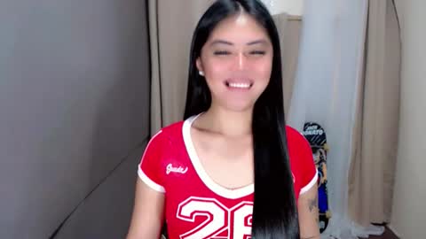 I AM BELLE online show from May 7, 4:57 pm