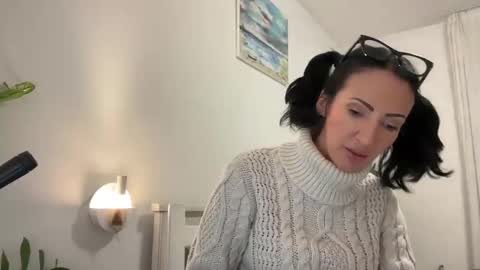 Karina online show from February 28, 4:42 pm