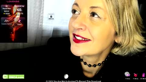 karinabrando online show from January 16, 9:07 am