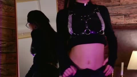 Karina Hayes online show from December 30, 7:15 am