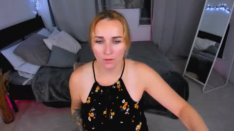 Karina  online show from October 5, 9:22 pm