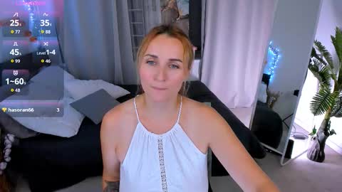 Karina  online show from October 22, 9:16 pm