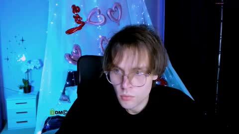 Karl online show from March 10, 8:13 pm