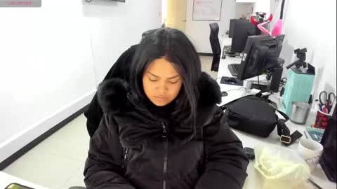 karla_cg online show from October 11, 1:49 pm