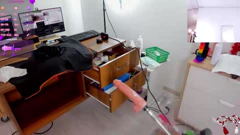 karlahartley online show from March 1, 5:55 am